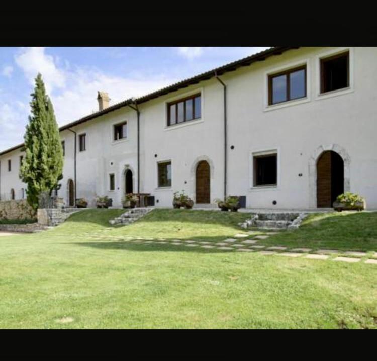 Appartamenti Il Capomandro SantʼAnatolia 外观 照片
