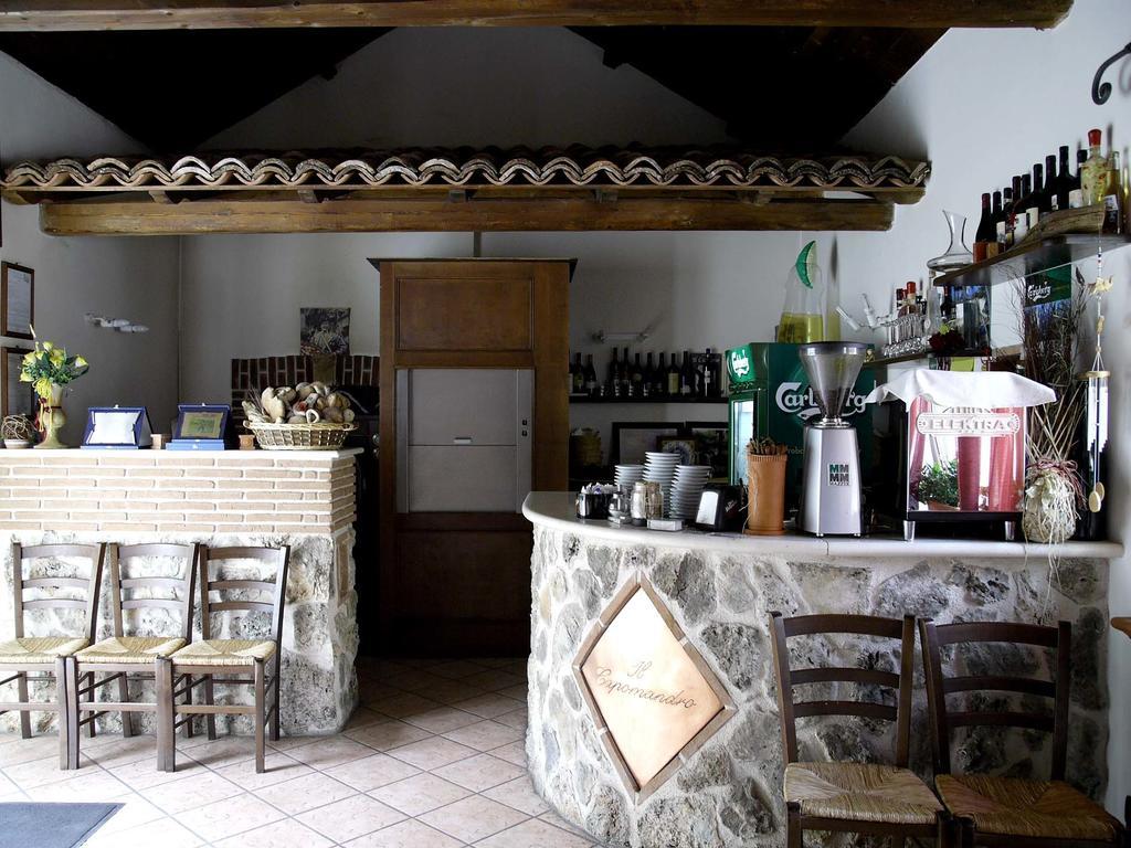 Appartamenti Il Capomandro SantʼAnatolia 外观 照片