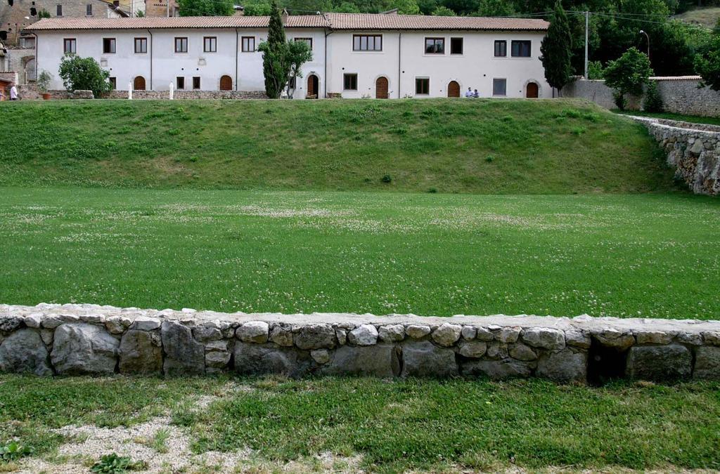 Appartamenti Il Capomandro SantʼAnatolia 外观 照片