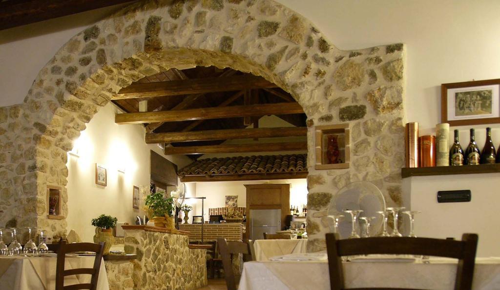 Appartamenti Il Capomandro SantʼAnatolia 外观 照片